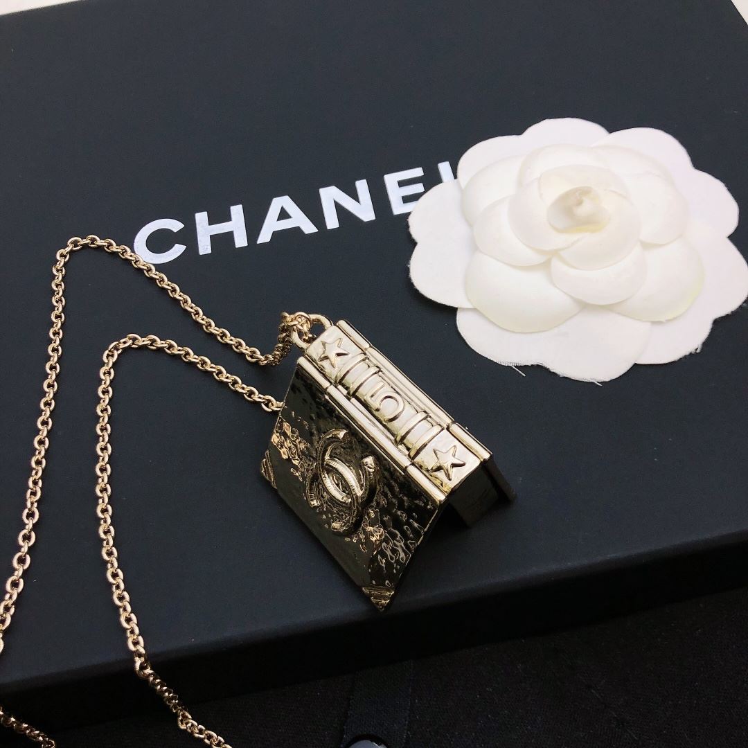 Chanel Necklaces